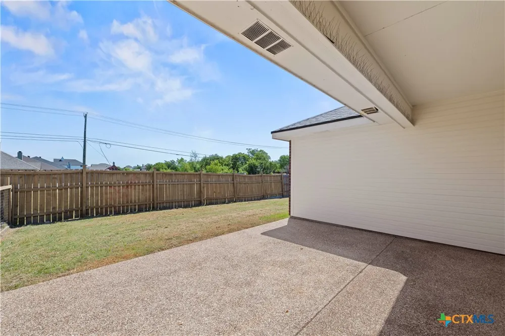 10805 Snow Pea Drive Waco, TX 76708