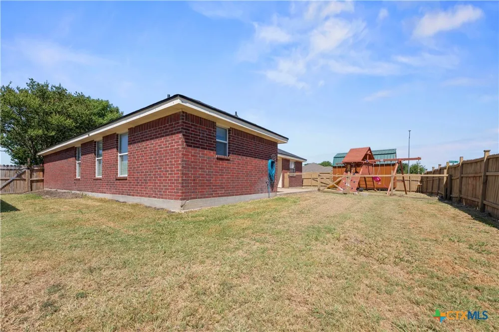 10805 Snow Pea Drive Waco, TX 76708