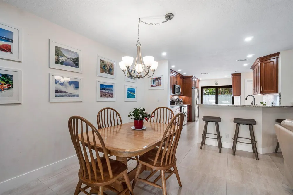 611 NE 12th Terrace #2 Boynton Beach, FL 33435