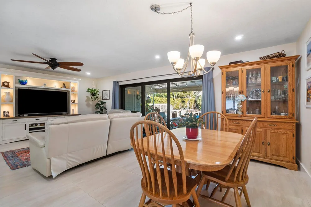 611 NE 12th Terrace #2 Boynton Beach, FL 33435