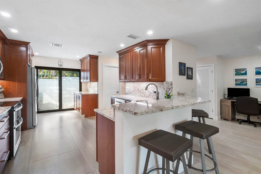 611 NE 12th Terrace #2 Boynton Beach, FL 33435