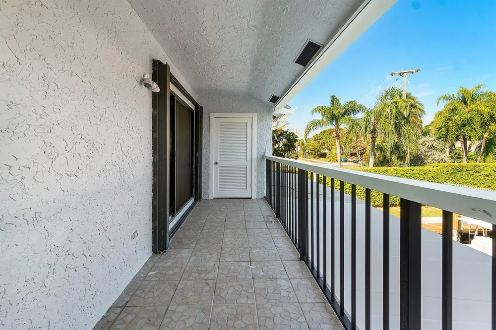 611 NE 12th Terrace #2 Boynton Beach, FL 33435
