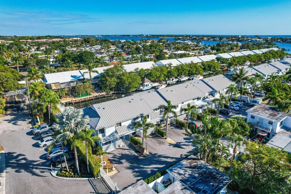 611 NE 12th Terrace #2 Boynton Beach, FL 33435
