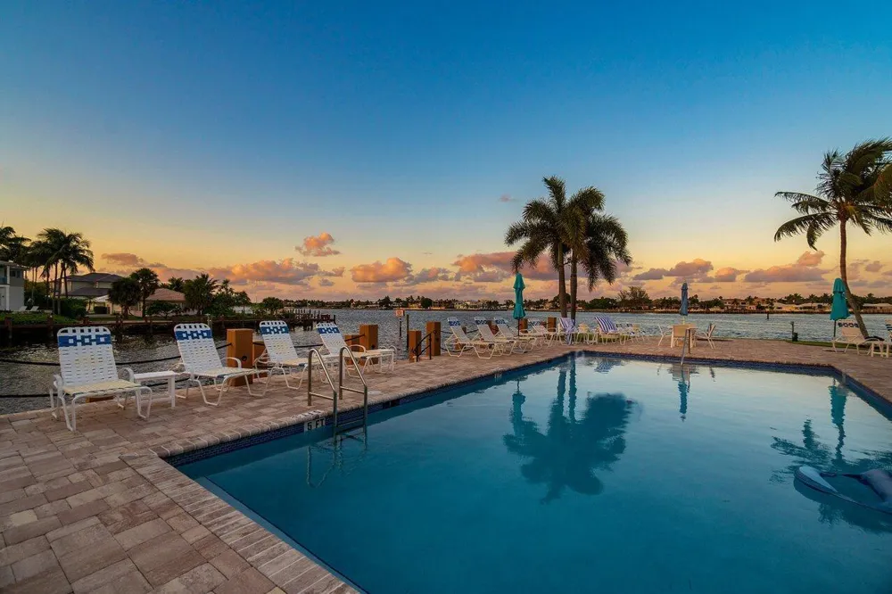611 NE 12th Terrace #2 Boynton Beach, FL 33435
