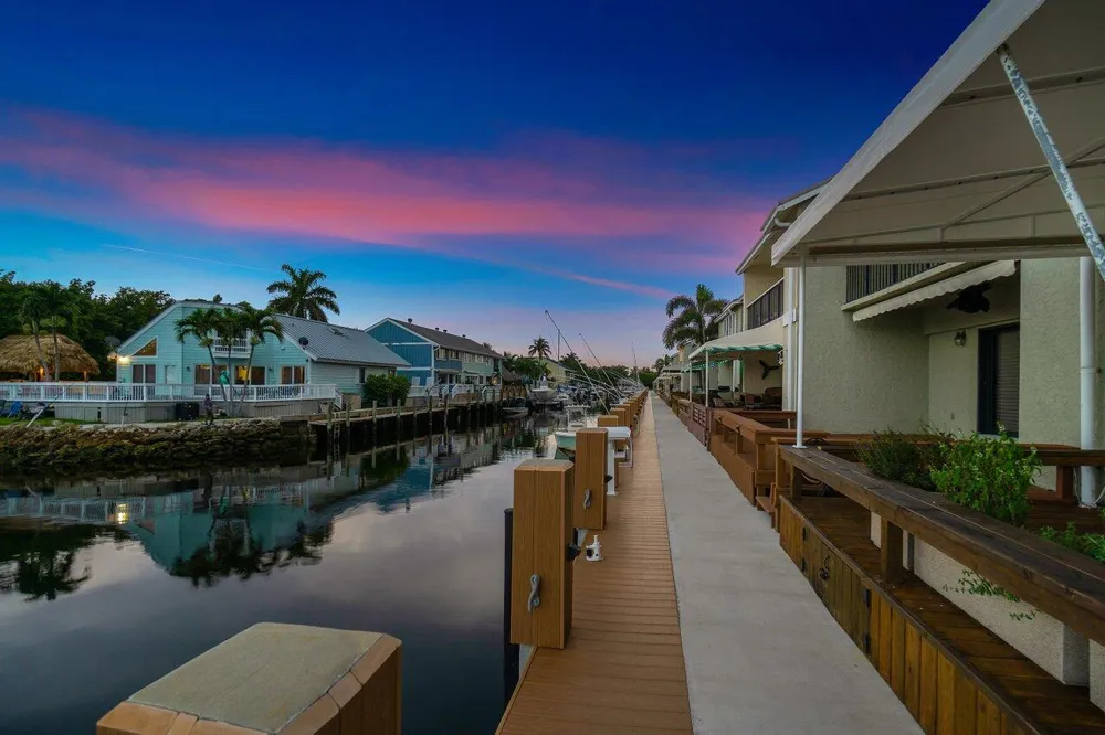611 NE 12th Terrace #2 Boynton Beach, FL 33435