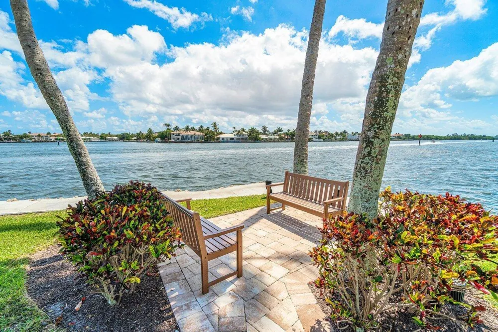611 NE 12th Terrace #2 Boynton Beach, FL 33435
