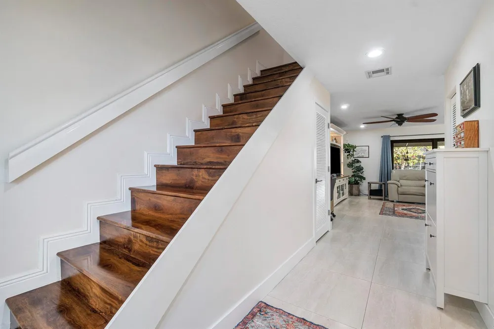 611 NE 12th Terrace #2 Boynton Beach, FL 33435
