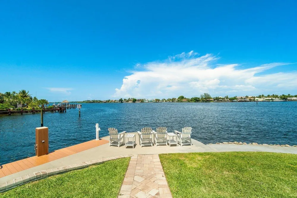 611 NE 12th Terrace #2 Boynton Beach, FL 33435