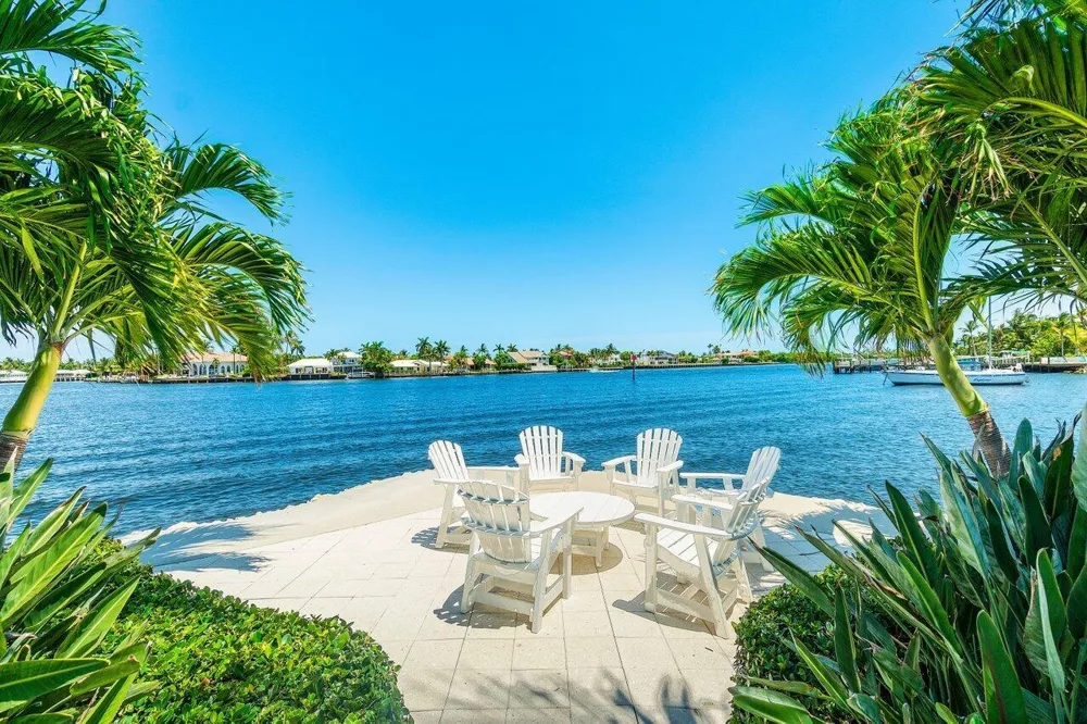 611 NE 12th Terrace #2 Boynton Beach, FL 33435