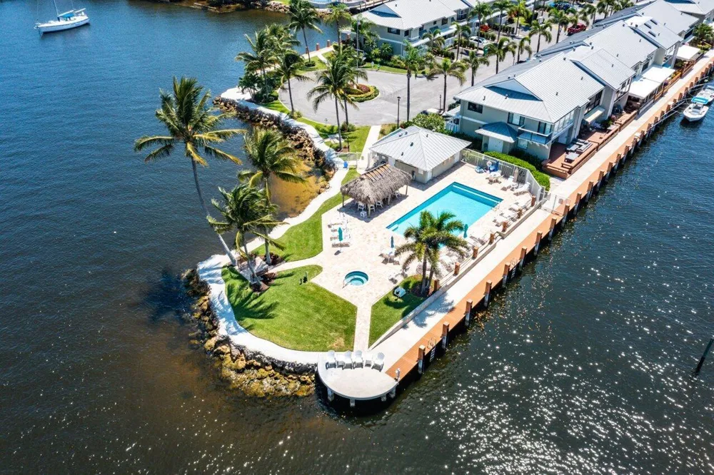 611 NE 12th Terrace #2 Boynton Beach, FL 33435