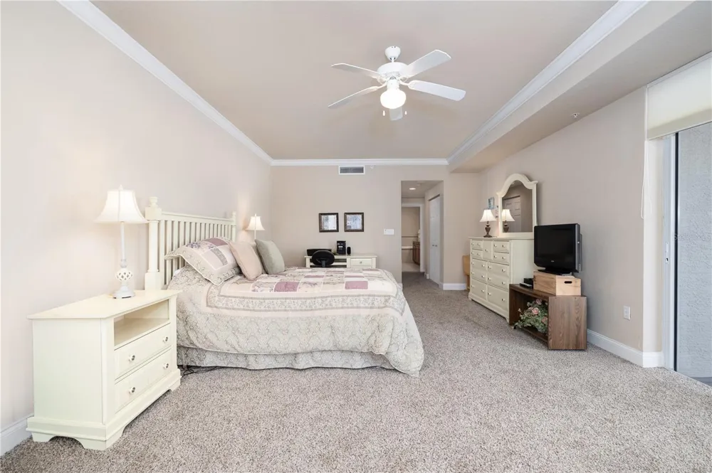 1425 OCEAN SHORE BOULEVARD #203 Ormond Beach, FL 32176