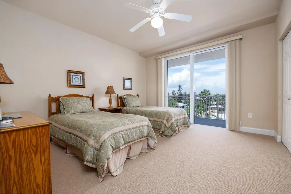 1425 OCEAN SHORE BOULEVARD #203 Ormond Beach, FL 32176