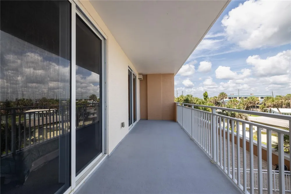 1425 OCEAN SHORE BOULEVARD #203 Ormond Beach, FL 32176