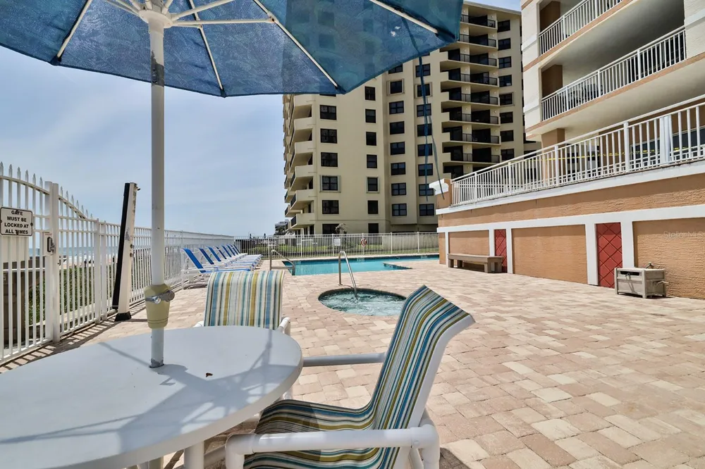 1425 OCEAN SHORE BOULEVARD #203 Ormond Beach, FL 32176