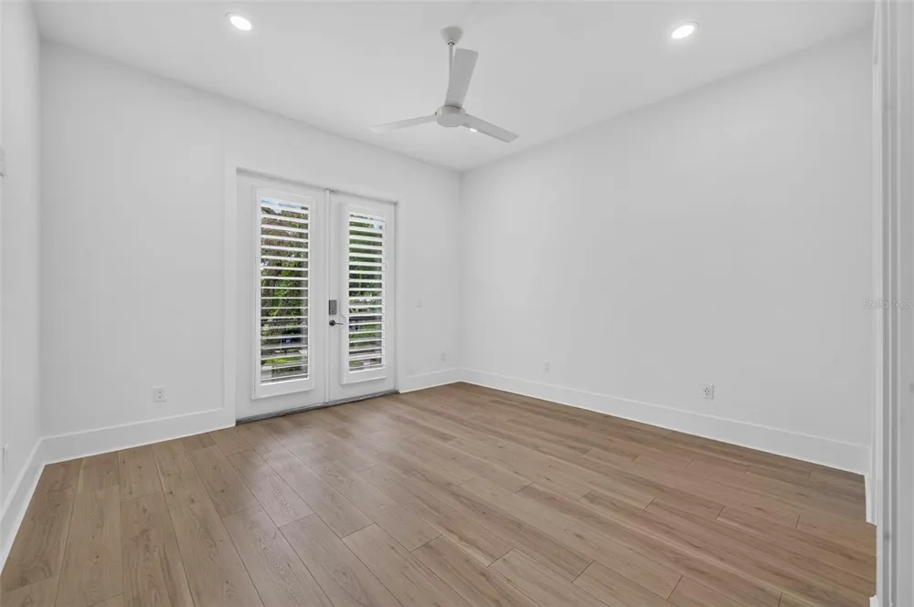 2343 VERSAILLES AVENUE Winter Park, FL 32789