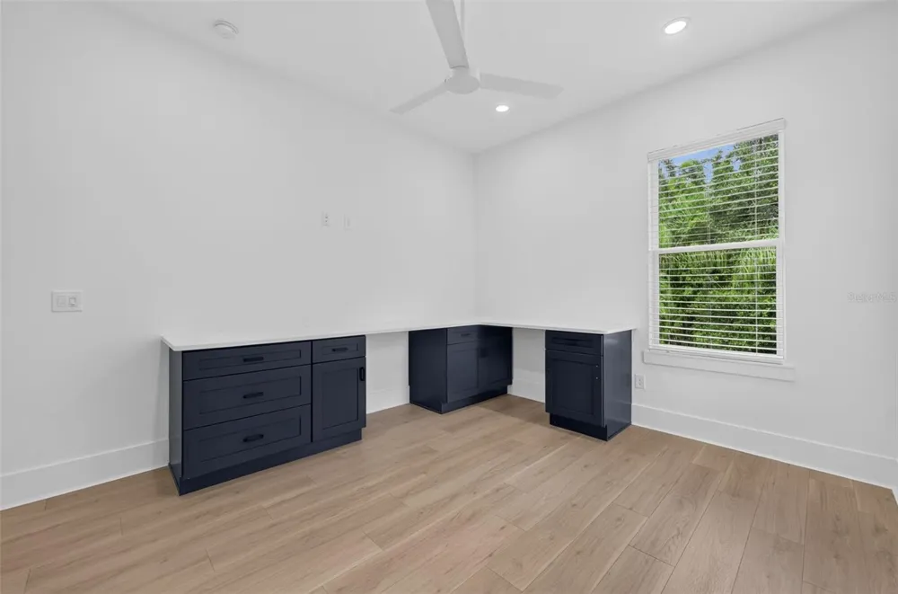 2343 VERSAILLES AVENUE Winter Park, FL 32789