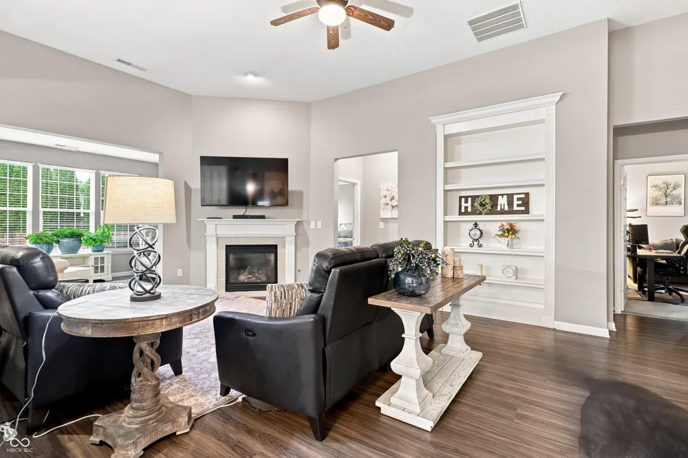 9332 Bayland Drive McCordsville, IN 46055
