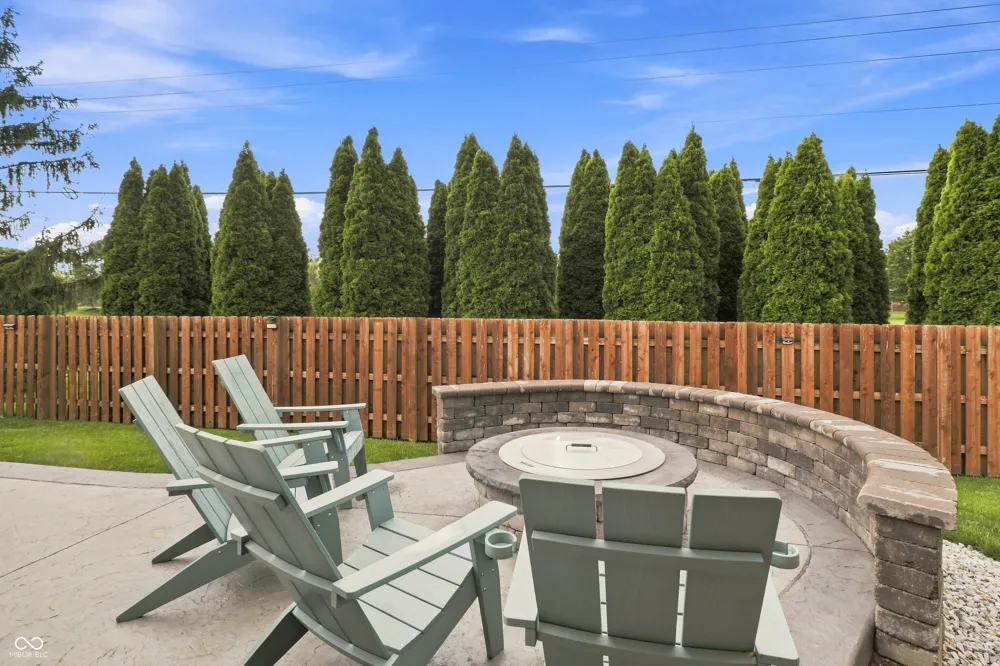 9332 Bayland Drive McCordsville, IN 46055