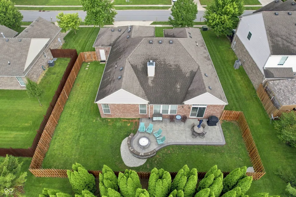 9332 Bayland Drive McCordsville, IN 46055