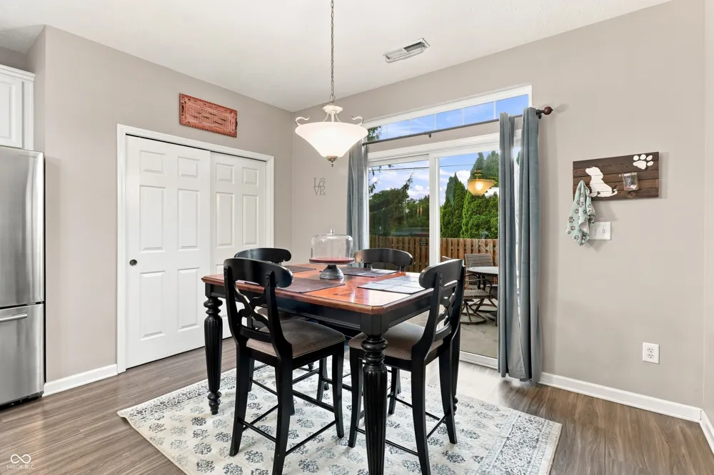 9332 Bayland Drive McCordsville, IN 46055
