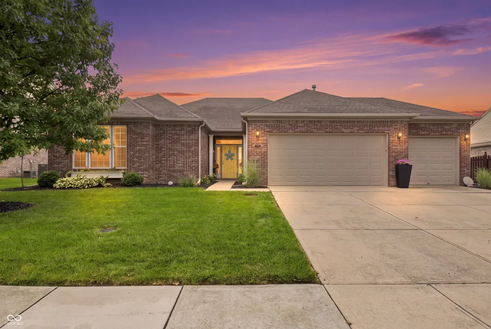 9332 Bayland Drive McCordsville, IN 46055