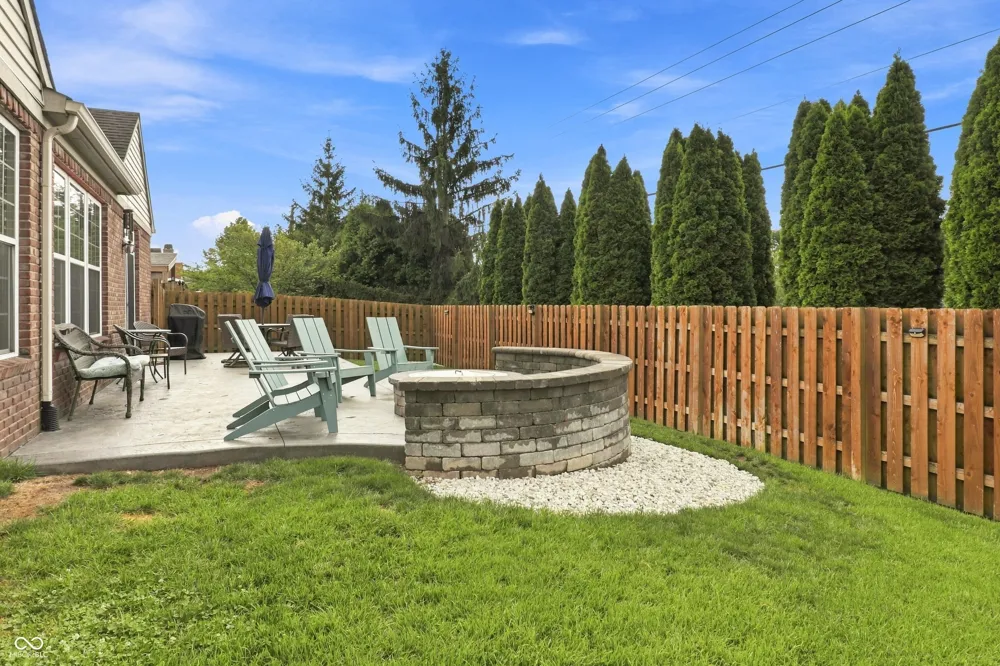 9332 Bayland Drive McCordsville, IN 46055