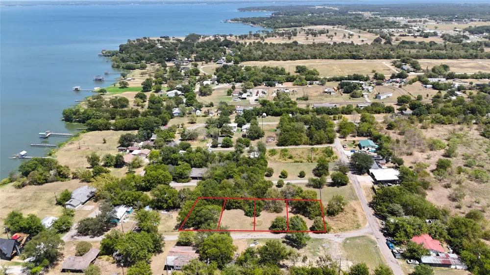 416 Black Foot Quinlan, TX 75474