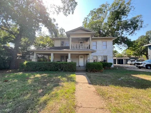 625 W Hickory Street