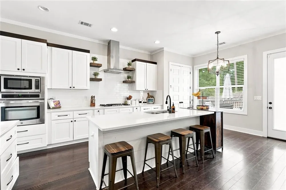435 Cambria Lane SW Lilburn, GA 30047