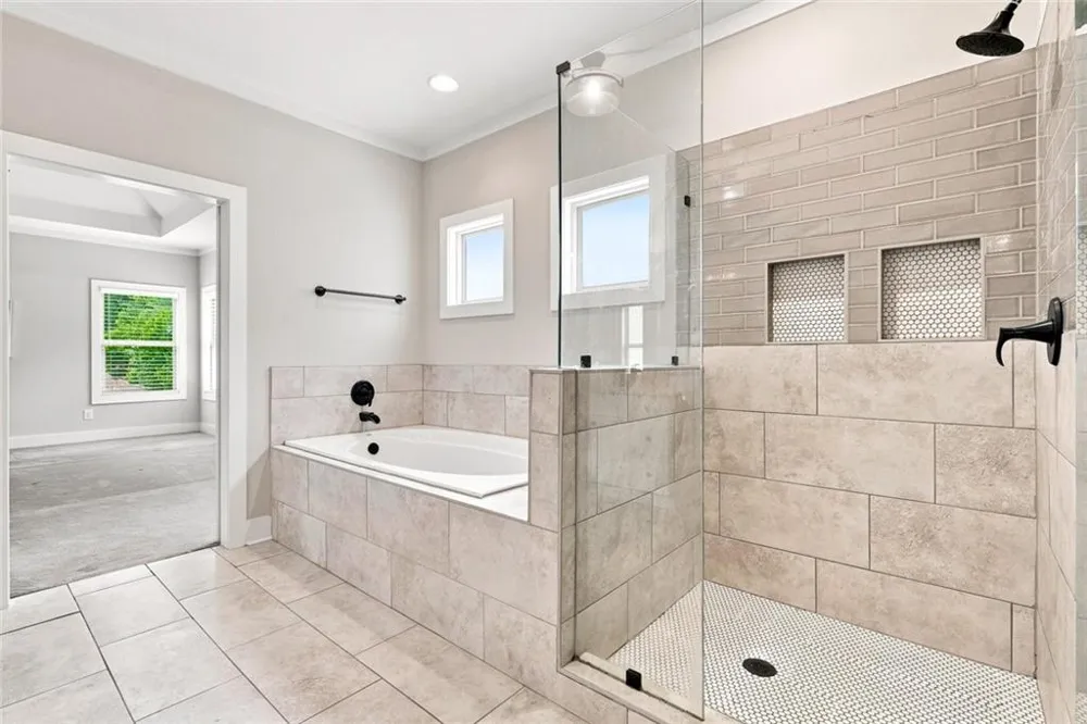 435 Cambria Lane SW Lilburn, GA 30047