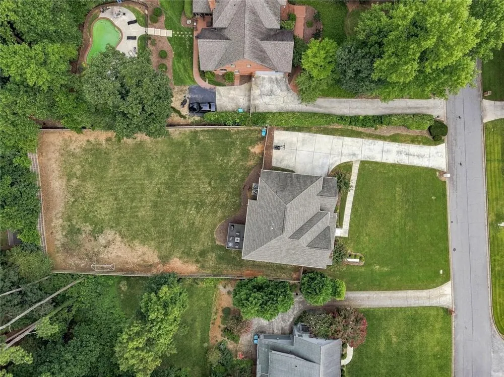 435 Cambria Lane SW Lilburn, GA 30047