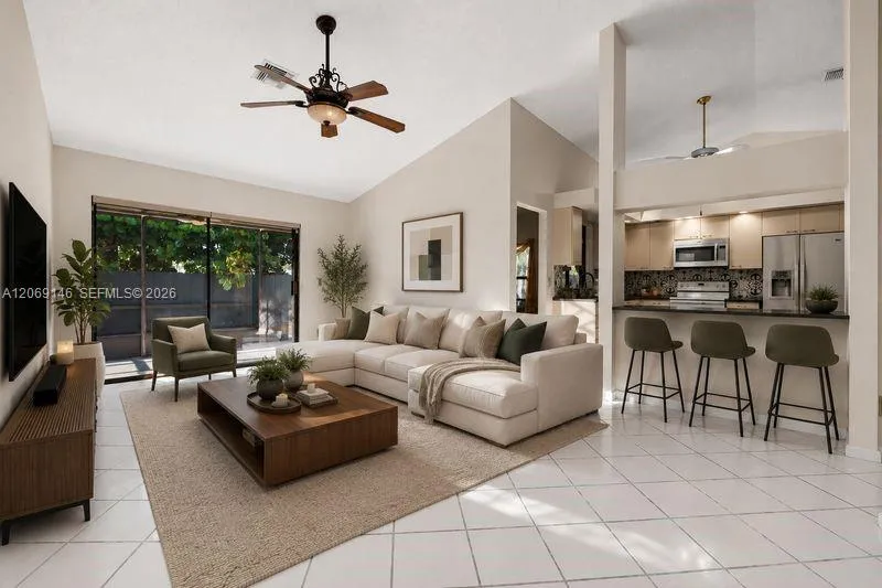15821 Huntridge Rd Davie, FL 33331