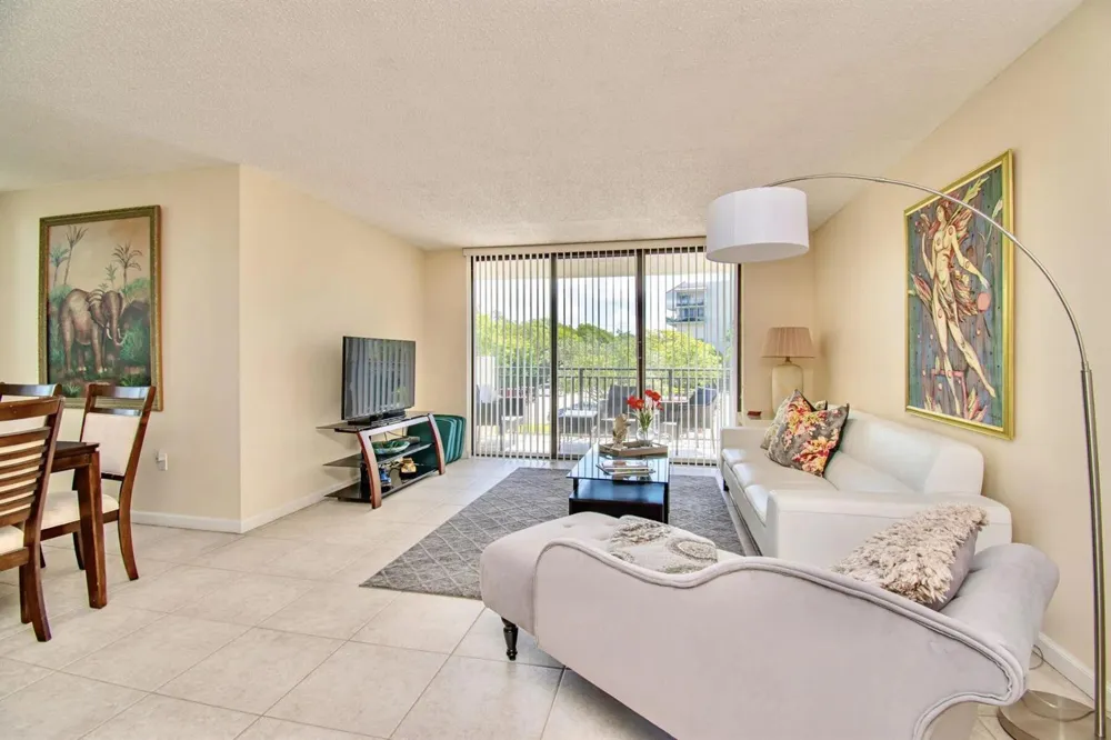 3912 S Ocean Boulevard Highland Beach, FL 33487