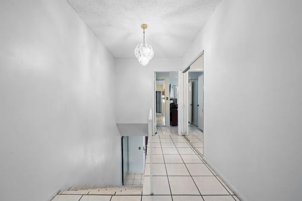 16470 NE 27TH PLACE #35 North Miami Beach, FL 33160