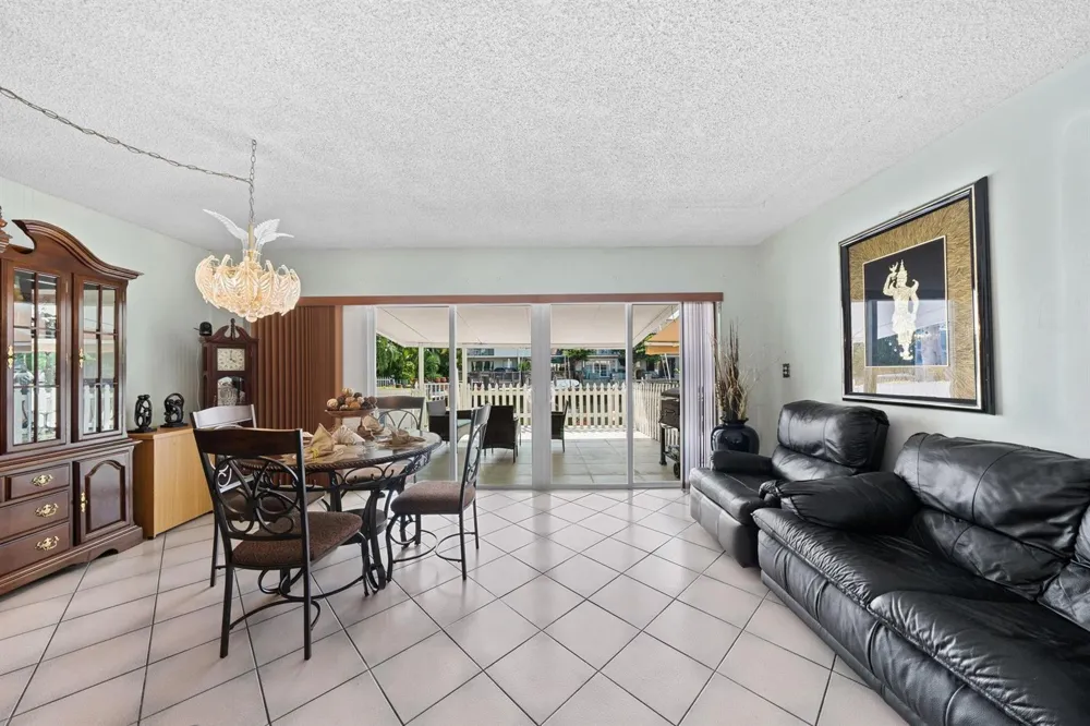 16470 NE 27TH PLACE #35 North Miami Beach, FL 33160