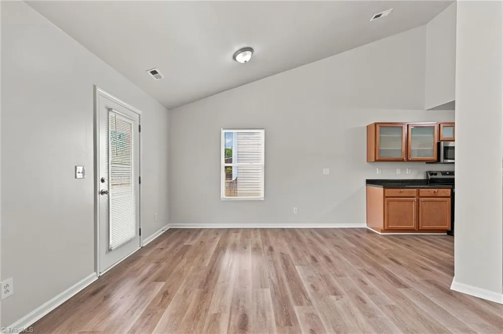 472 Hancock Drive Kernersville, NC 27284