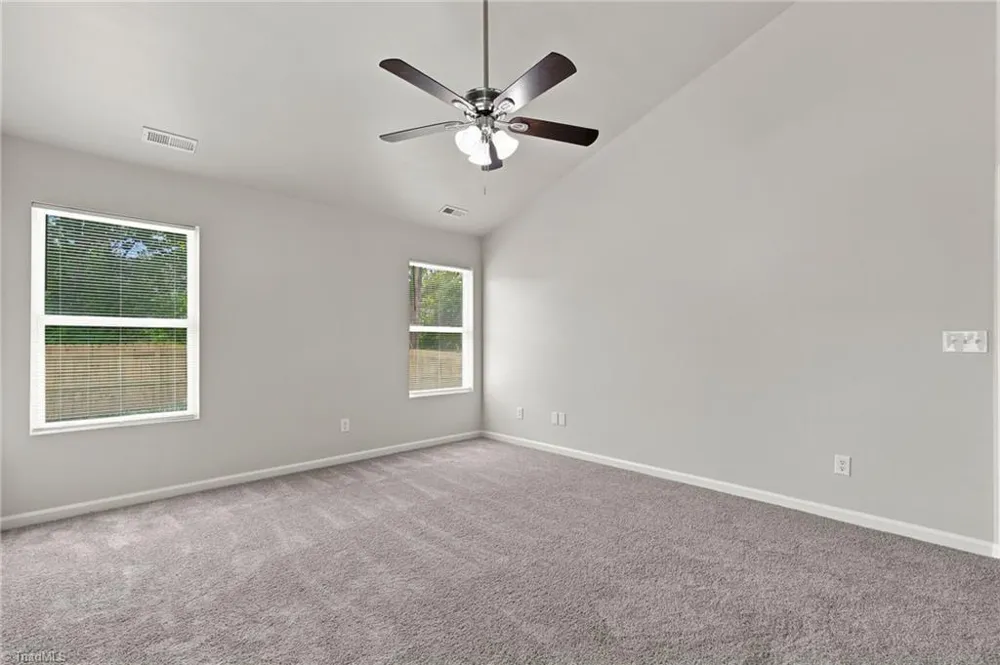472 Hancock Drive Kernersville, NC 27284