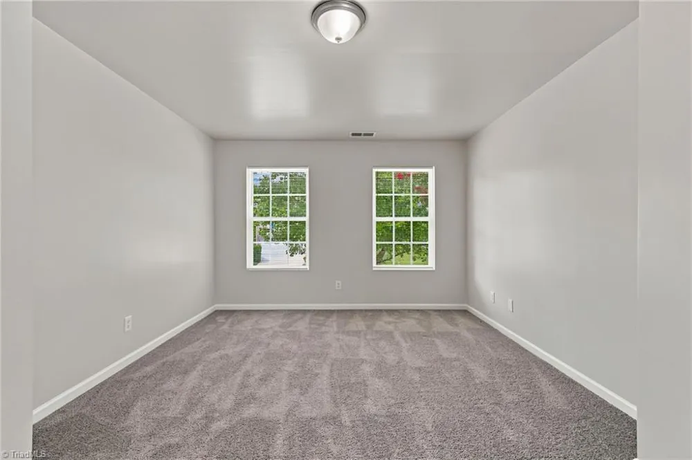 472 Hancock Drive Kernersville, NC 27284