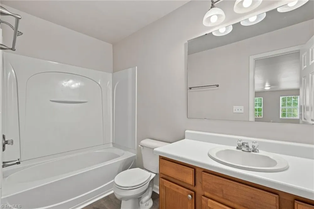 472 Hancock Drive Kernersville, NC 27284
