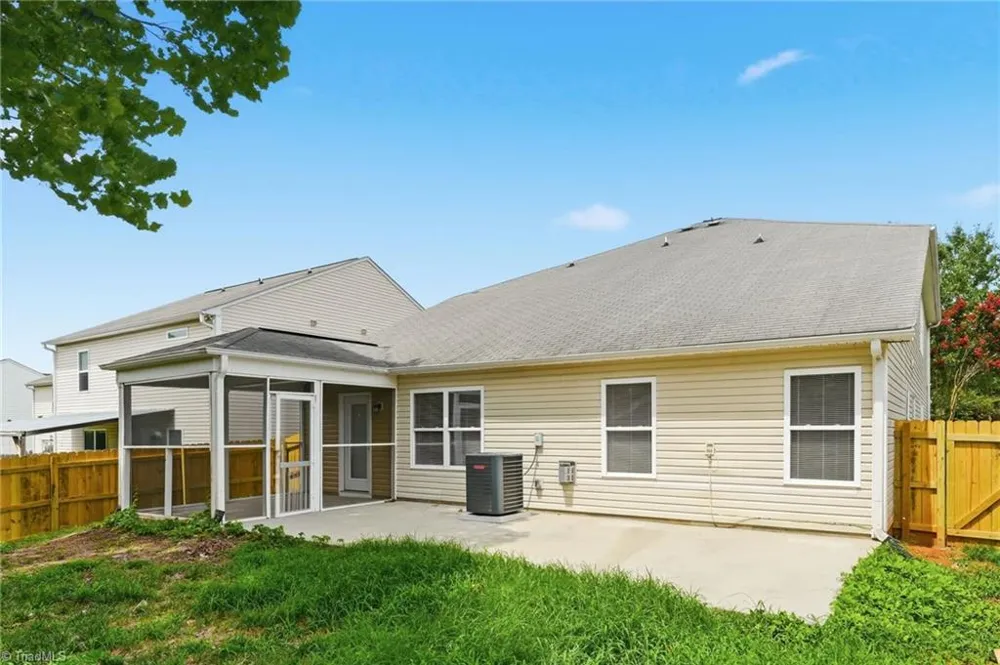472 Hancock Drive Kernersville, NC 27284