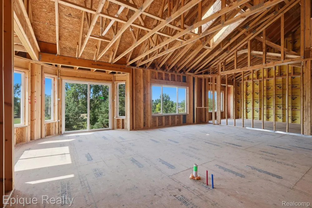 425 Cornerstone Drive #68 Oxford Charter Township, MI 48371