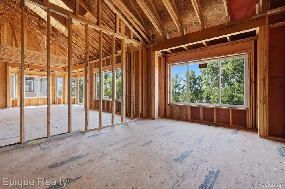 425 Cornerstone Drive #68 Oxford Charter Township, MI 48371