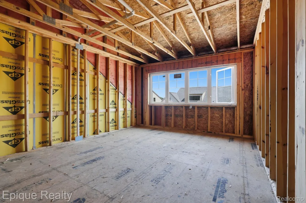 425 Cornerstone Drive #68 Oxford Charter Township, MI 48371