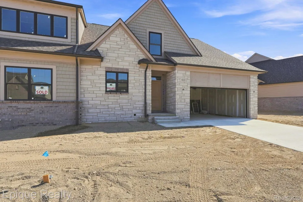 460 Cornerstone Drive #58 Oxford Charter Township, MI 48371