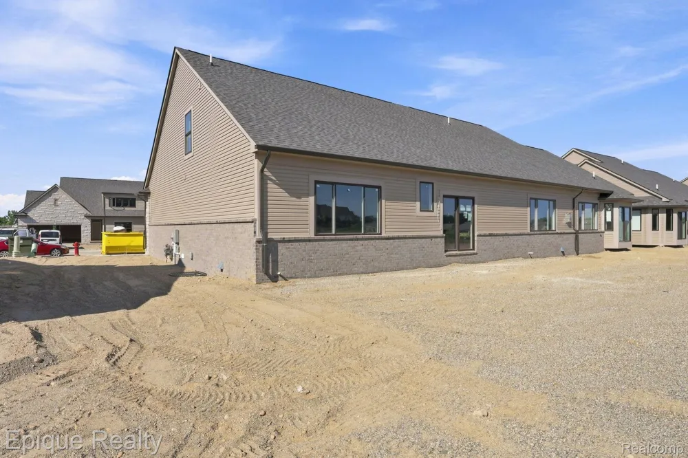 460 Cornerstone Drive #58 Oxford Charter Township, MI 48371