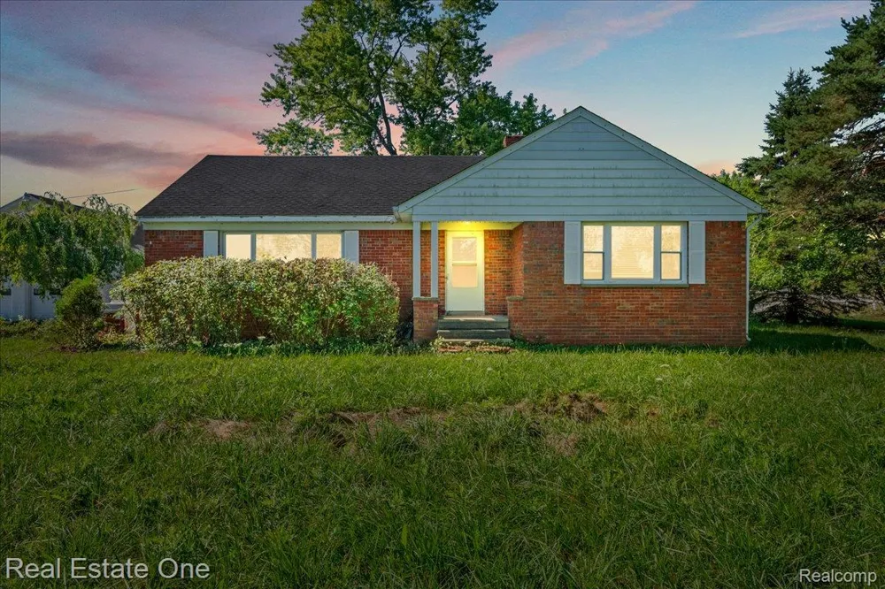6277 Fred W Moore Highway China Township, MI 48054