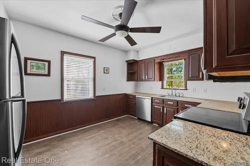 6277 Fred W Moore Highway China Township, MI 48054