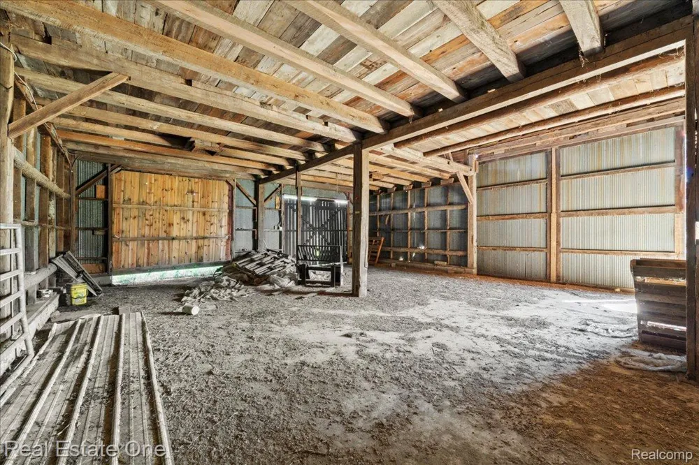 6277 Fred W Moore Highway China Township, MI 48054