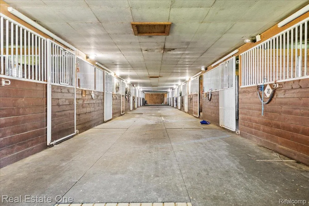 6277 Fred W Moore Highway China Township, MI 48054
