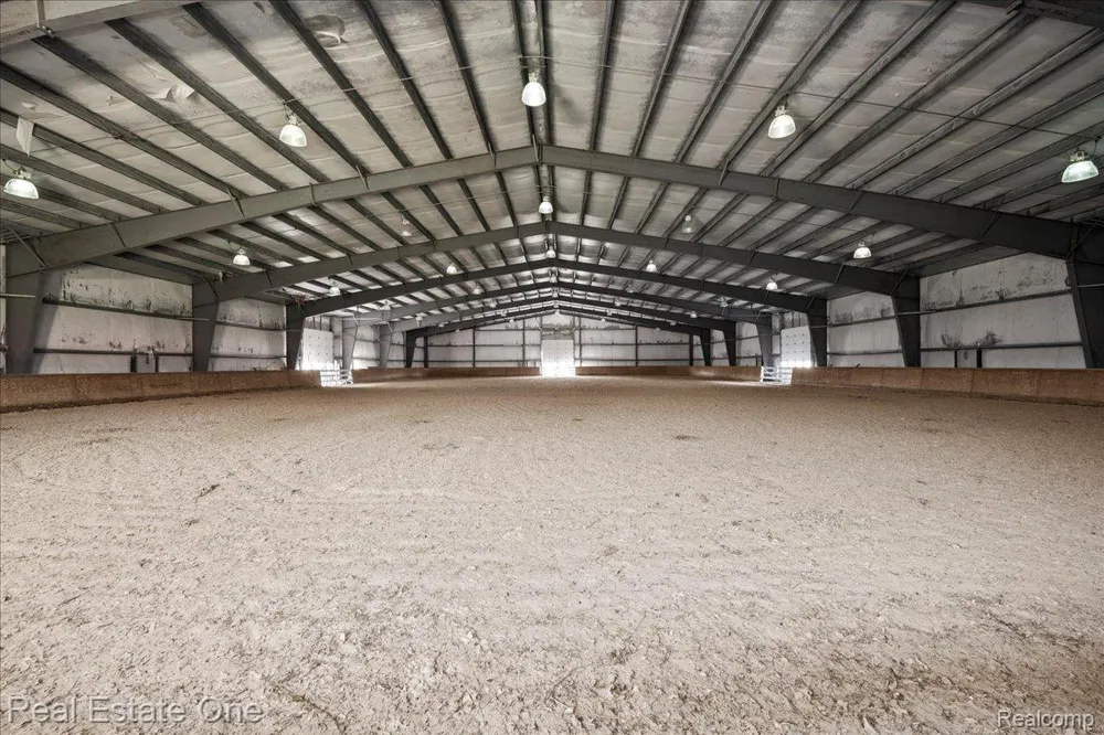 6277 Fred W Moore Highway China Township, MI 48054